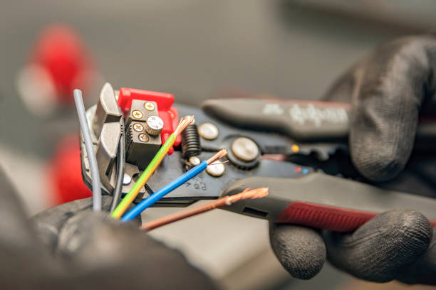 Best Residential Electrician Services  in Headland, AL